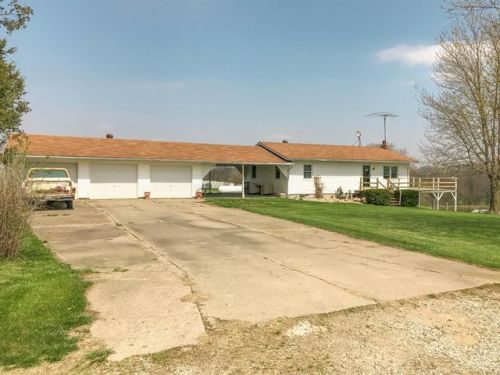17965 74th St, Cliffland, IA 52501-8944