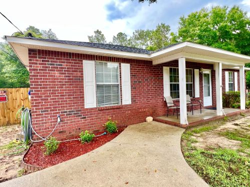 6848 Fast Gun Ln, Milton FL  exterior