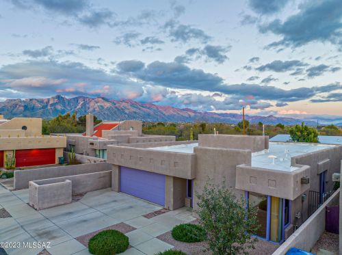3676 Kapok Ln, Tucson, AZ 85719-1597
