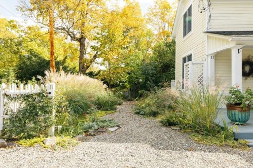 11 Washburn Ave, Nevis, NY 12583-5708