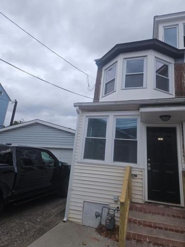 743 Wolf Ave, Easton, PA 18042-4359