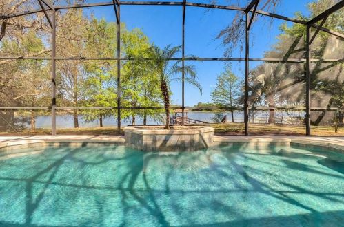 9993 Lake Georgia Dr, Orlando, FL 32817-3120