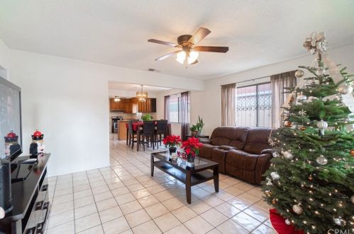 865 Realty St, Long Beach, CA 90745-6113