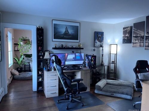 42 Elm St, Norwich CT  06351-2316 exterior