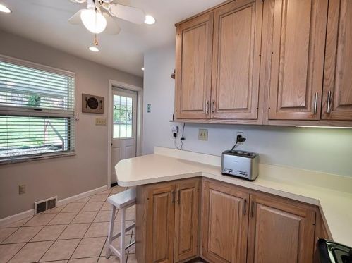 1191 Arrowood Dr, Pittsburgh PA  15243-1801 exterior