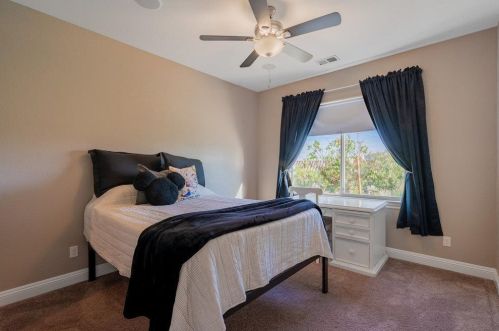 4025 Ashford Cir, Hollister CA  95023-8966 exterior