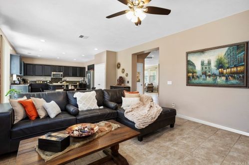 35815 Elizabeth Ln, Wildomar CA 92595-7853 exterior