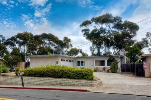 585 Hoover St, Oceanside, CA 92054-4556