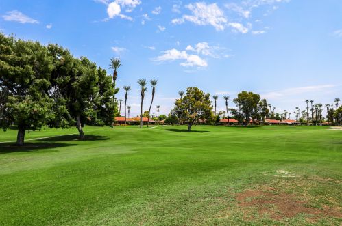 55 Sunrise Dr, Rancho Mirage CA  92270-3845 exterior