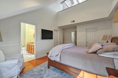 40 Briarbrook Dr, Briarcliff NY  10510-2075 exterior