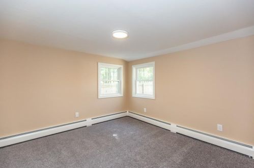 35 Pine Tree Rd, Coventry RI  02816-7001 exterior