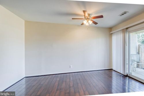 2 Farrell Ln, Fredericksburg VA  22408-4004 exterior