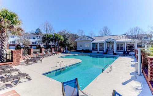 136 Slipper Shell Ct, Mount Pleasant SC  29464-6721 exterior