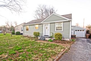5420 Knob Rd, Nashville, TN 37209-4553