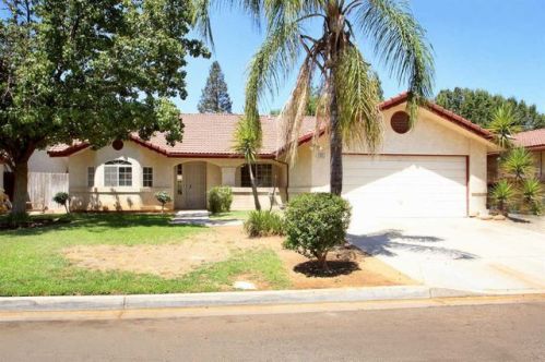 3583 Berlin Ave, Fresno, CA 93722-6348