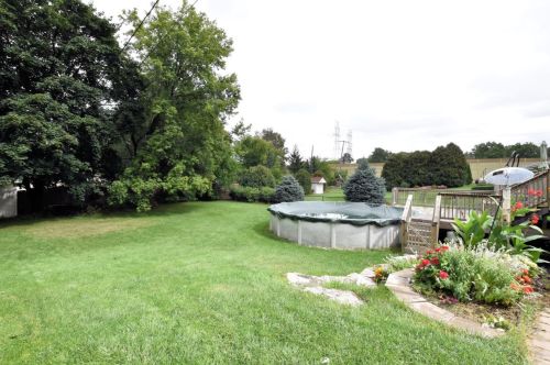 10120 Norwich Ave, Milwaukee WI 53228-2020 exterior