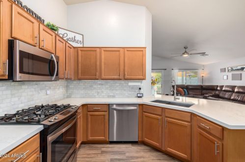 15350 Poinsettia Dr, Sun City AZ  85379-5282 exterior