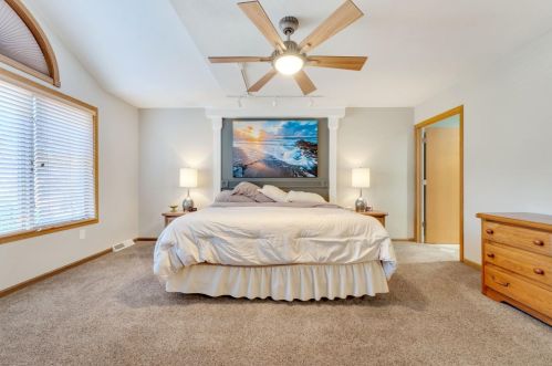 647 Brookside Dr, Crown Point IN  46307-4369 exterior