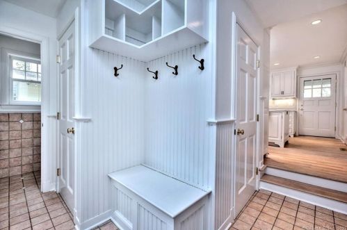 18 Silver Brook Rd, Westport CT  06880-1523 exterior