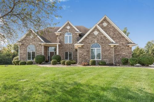 14426 Wilden Cir, Des Moines, IA 50323-2055
