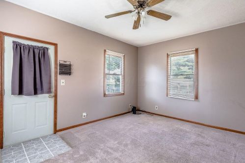 302 Calhoun St, Mount Vernon OH  43050-2012 exterior