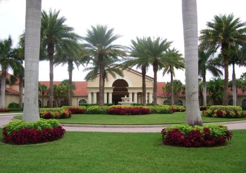 121 Lawton Rd, Fort Pierce FL  34986-2608 exterior