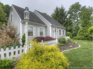 27 Grieb Rd, Wallingford, CT 06492-2509