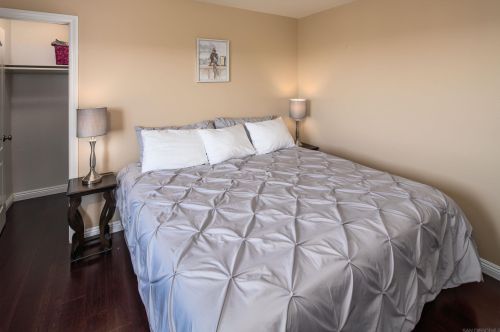 7608 Seattle Dr, La Mesa CA  91941-7892 exterior