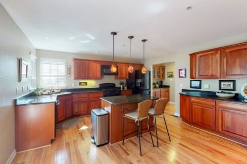 347 Maple Ridge Dr, Canonsburg, PA 15317-7305