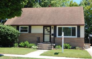 729 Buena Vista Ave, Waukesha, WI 53188-3766