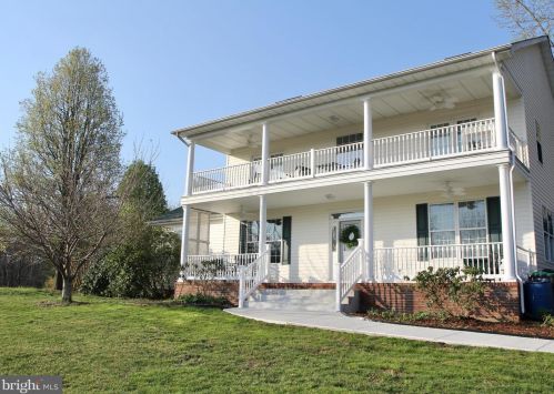 57 Hartwood Meadows Dr, Fredericksburg, VA 22406-4879
