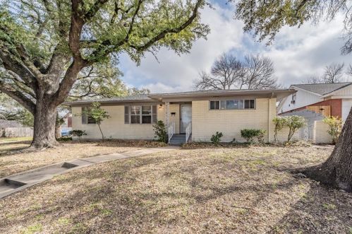 4933 Ridge Ter, Fort Worth, TX 76133-1362