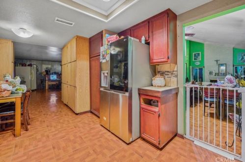 23232 Sky Dr, El Toro CA  92630-5332 exterior