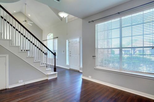 4236 Winding Brk Dr, Plano TX  75093-6901 exterior