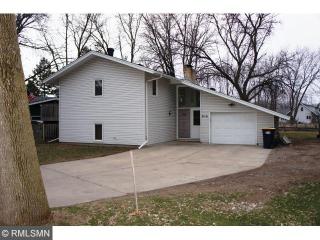 916 Honeysuckle Ln, Farmington, MN 55024-1205