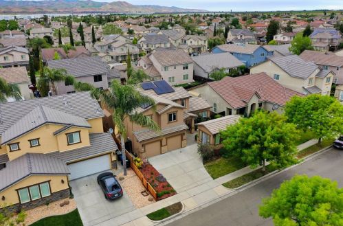 437 Creekside Dr, Grayson CA  95363-8834 exterior