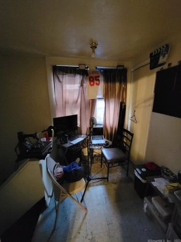 120 Herkimer St, Bridgeport CT 06604-1937 exterior