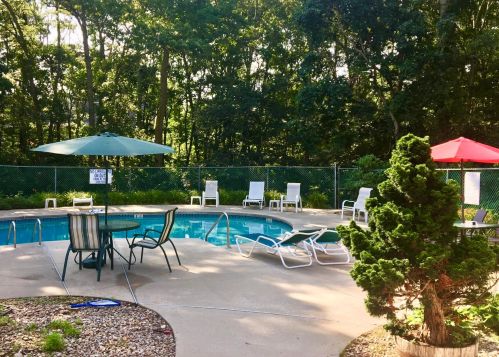 17 Woodrise, Falmouth, MA 02540-2511