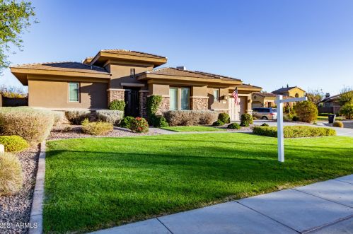 3734 San Pedro Pl, Chandler, AZ 85249-5283