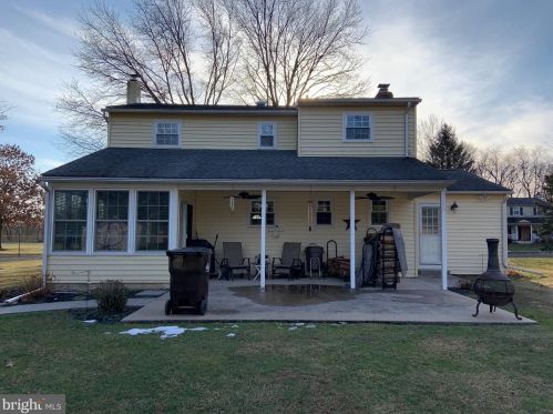 1615 Heebner Way, Lansdale PA 19446-4317 exterior