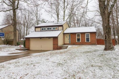 5807 Patrick Henry Dr, Milford, OH 45150-2128