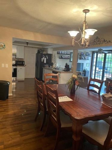 8931 23rd St, Hollywood, FL 33024-3220