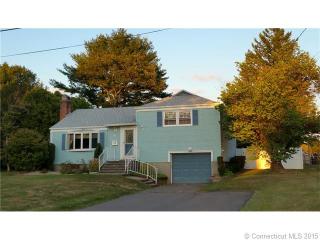 34 Michael Ln, Hartford, CT 06111-2330