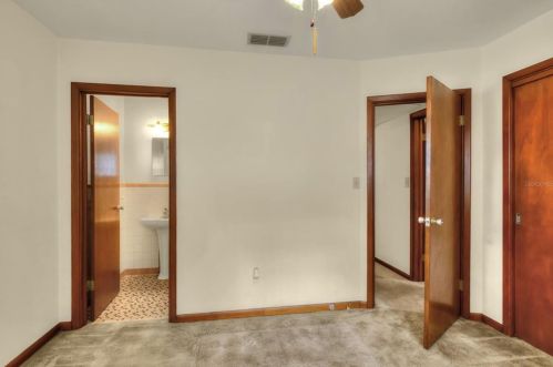 519 Flamingo Dr, Lakeland FL  33803-4825 exterior