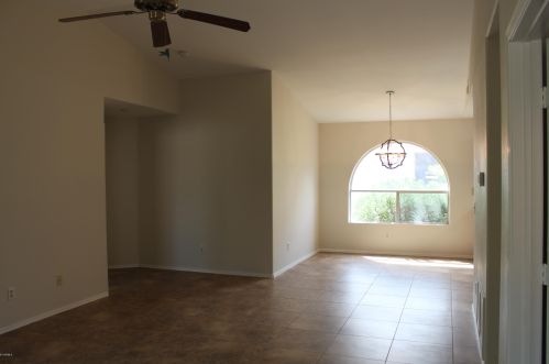 1017 Redondo Dr, Gilbert, AZ 85233-7543