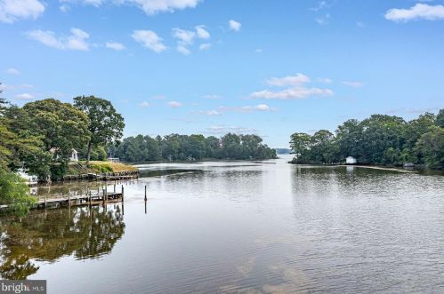 26 Mount Holly Ct, Montross VA  22520-4110 exterior