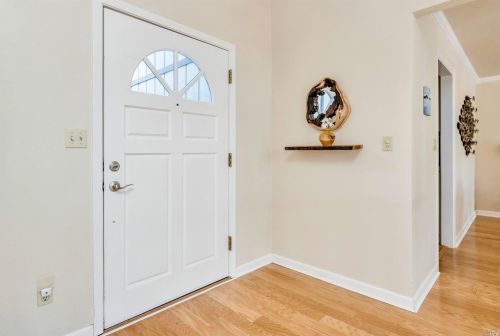 19299 Shore Ct, Middletown, CA 95467-8620