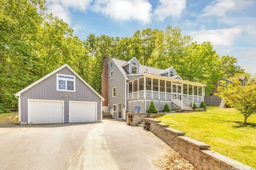 14 Judd Brook Ln, Amston, CT 06231-1641