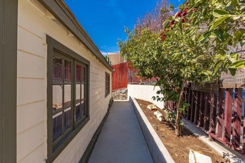 282 Hill St, Lake Elsinore CA  92530-3926 exterior