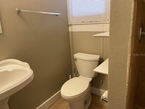 523 Frank Lloyd Wright Way, Lakeland FL  33803-1134 exterior